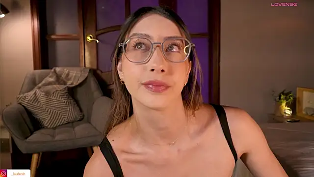 Snapshot of lua_ferch__ chatting on September 22, 1:09 pm lua ferch online show from September 22, 1:09 pm