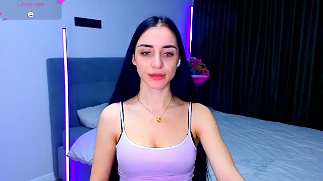 Kemi  Jordan online show from March 27, 2:51 pm