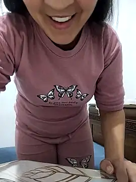 lolo890 online show from April 1, 11:35 pm