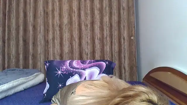 PussyEvely online show from December 5, 4:41 pm