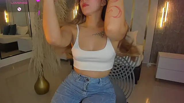 riley sierra online show from March 9, 12:41 pm