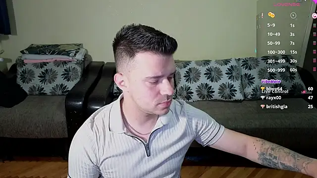 Snapshot of DoubleJake chatting on September 25, 10:18 pm DoubleJake online show from September 25, 10:18 pm