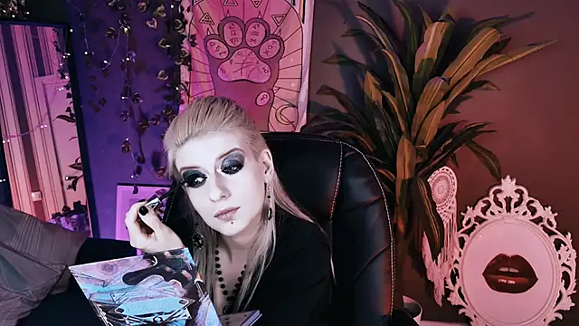 Noah ElmerX online show from May 15, 5:05 pm