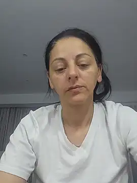 bruneta sexy23 online show from May 24, 8:30 pm