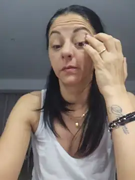 bruneta sexy23 online show from June 24, 3:27 am