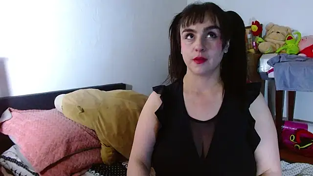 collette beaufoy  online show from June 7, 8:10 am