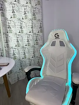 MileySin1111 online show from October 31, 11:58 am