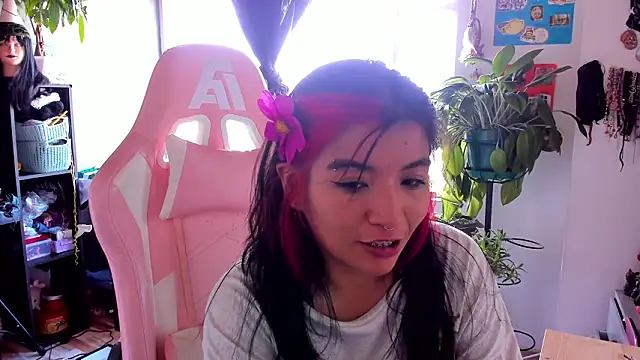 annie walker6 online show from March 13, 7:59 pm