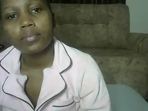 Snapshot of AurelAda chatting on October 9, 11:09 pm AurelAda online show from October 9, 11:09 pm