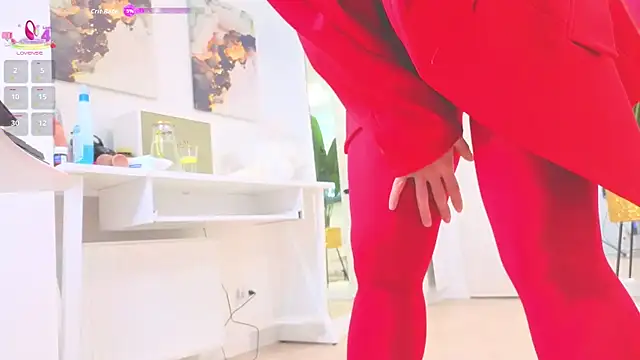 wowEva online show from November 8, 10:31 am