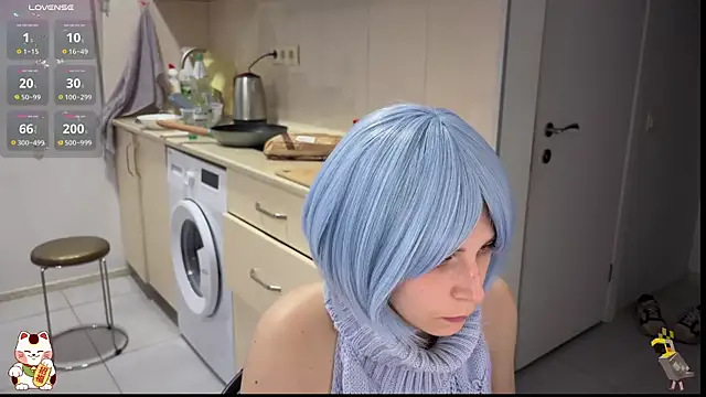 Snapshot of ShiroiFubuki chatting on October 5, 6:13 pm ShiroiFubuki online show from October 5, 6:13 pm