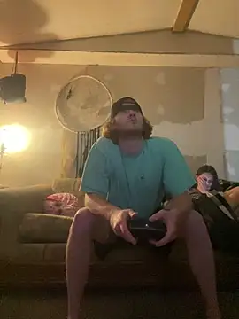 hottestcouplevaa online show from April 15, 10:49 am