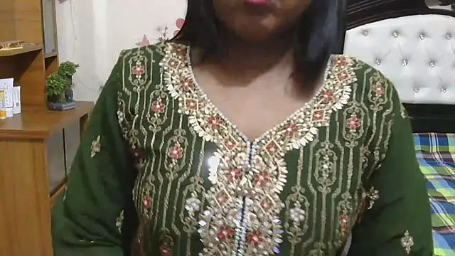 esita 1212 online show from October 9, 1:48 pm