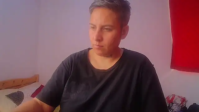 Snapshot of Yessi_rousse chatting on October 6, 8:02 pm Yessi rousse online show from October 6, 8:02 pm