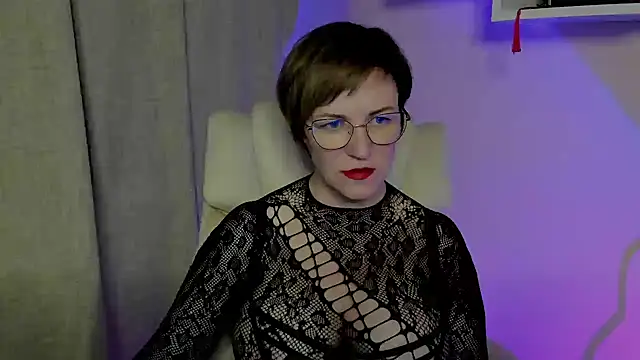 feliziaDesire online show from May 21, 7:56 pm