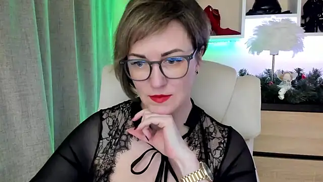 feliziaDesire online show from December 14, 10:54 am