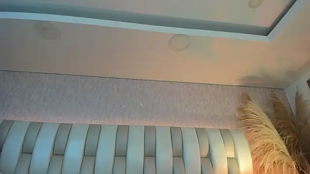 Rebeca jones online show from April 7, 12:07 pm