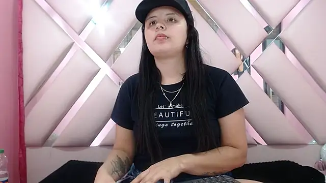 nathaly low1 online show from December 20, 3:43 am