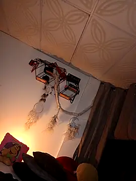 Piafisher1 online show from October 5, 3:00 am