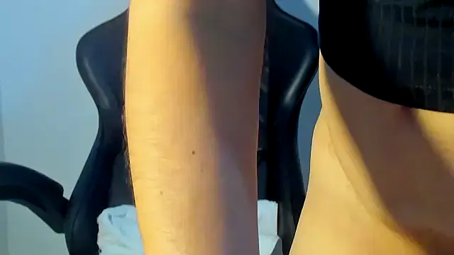 Sami Hotie1 online show from October 20, 9:18 pm