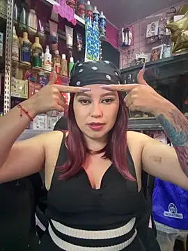 Snapshot of TamySweetness chatting on October 1, 6:46 pm TamySweetness online show from October 1, 6:46 pm