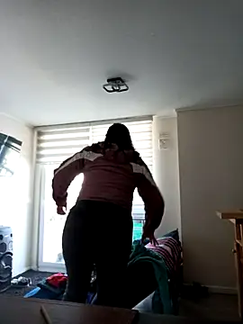 Snapshot of Morenitha-XXX chatting on October 22, 12:43 pm Morenitha-XXX online show from October 22, 12:43 pm