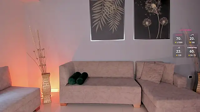 Snapshot of BiancaPierce chatting on September 30, 1:39 pm BiancaPierce online show from September 30, 1:39 pm