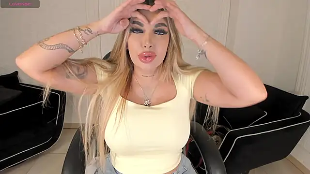 SophiePalmer online show from June 30, 12:59 pm
