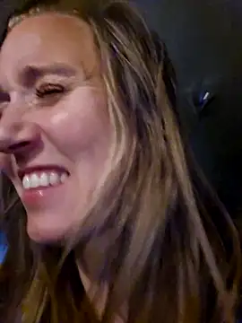 SkyelarSommer online show from March 22, 5:13 am