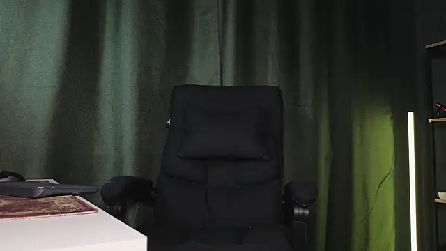 HavenRaee online show from January 8, 8:35 pm