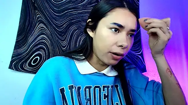 AmyOlimpo online show from July 8, 10:34 pm