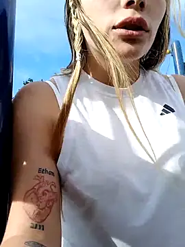 Misscata1106 online show from March 19, 9:08 pm