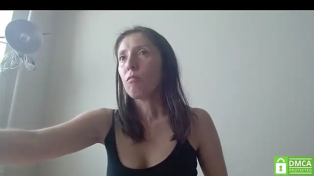 Snapshot of Sophi_Cute chatting on September 21, 10:47 am Sophi Cute online show from September 21, 10:47 am