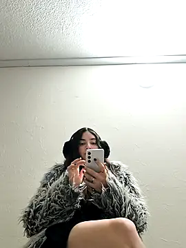 Sam Sara online show from February 7, 1:20 am