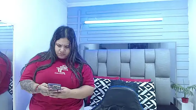 evelin zaens online show from March 31, 3:39 am