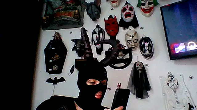Snapshot of FeticheMacabre chatting on October 5, 8:14 pm FeticheMacabre online show from October 5, 8:14 pm