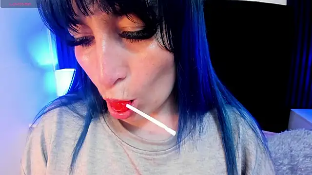 Snapshot of alicia_moom chatting on September 26, 8:28 pm alicia moom online show from September 26, 8:28 pm