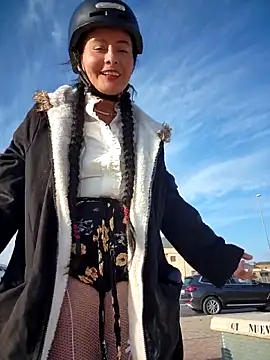 bellapaty online show from October 9, 7:45 am