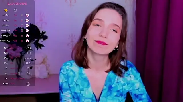 KindHazelHere  online show from June 4, 6:23 pm