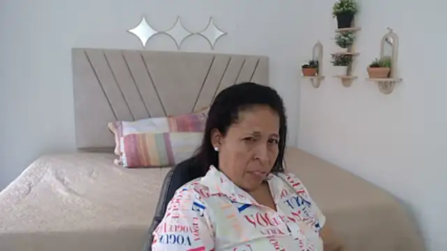 mature martina online show from March 26, 8:10 pm