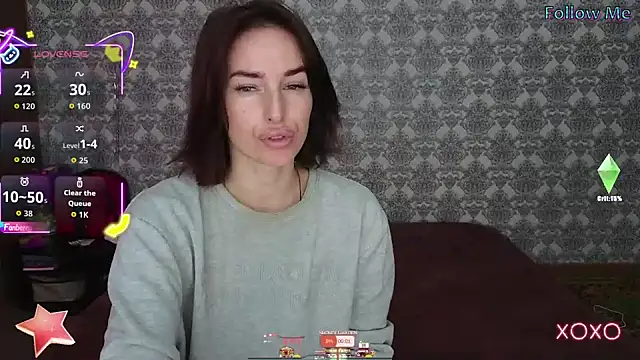 xx adrihanna xx online show from October 6, 5:24 am