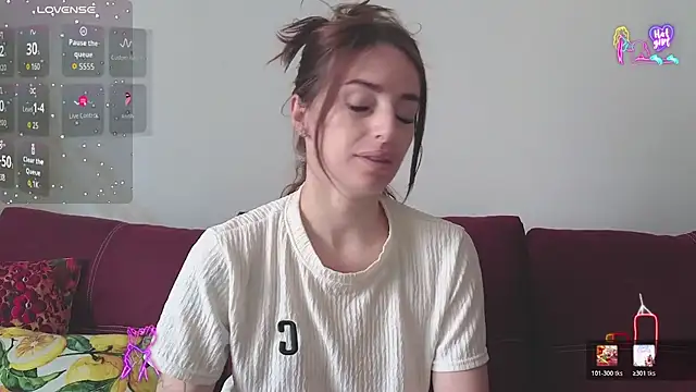 xx adrihanna xx online show from April 9, 8:42 am