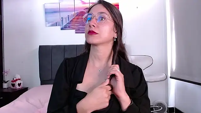 Daniela-hot online show from February 12, 7:15 pm