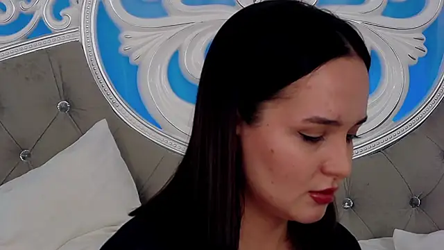 MeIisaLove online show from March 29, 6:29 pm