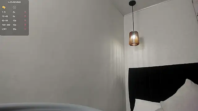 dolly zoe online show from March 11, 5:44 am