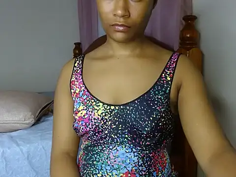 savage laura online show from July 4, 9:27 am