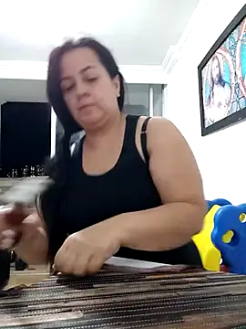 Snapshot of lucia_vonne_ chatting on September 16, 1:35 am lucia vonne online show from September 16, 1:35 am