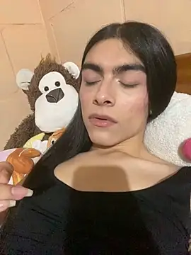 Snapshot of valendoll chatting on September 23, 2:10 am valendoll online show from September 23, 2:10 am