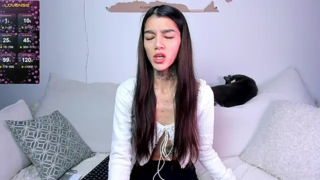 vinkitinkii online show from September 18, 6:45 am