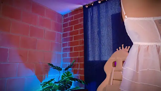 emma rouse69 online show from October 17, 2:42 pm